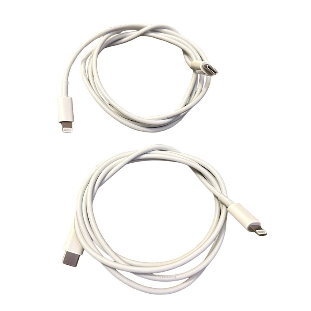 Apple iPhone (series 14 and below) 3ft chargers / USB-C block adapter port